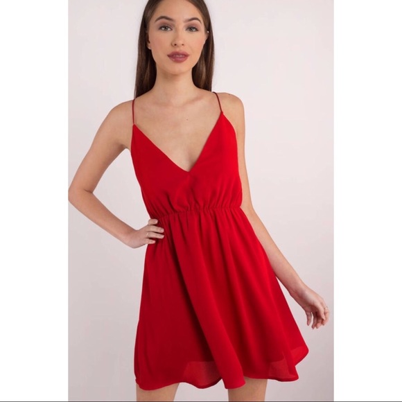 Tobi Dresses & Skirts - Tobi Denitza Red Lace Skater Dress